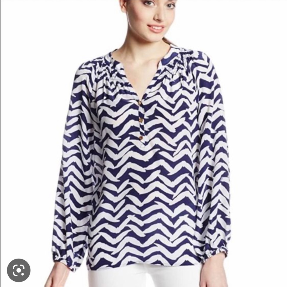 Lilly Pulitzer Silk Valentines Elsa Bird Motif Top Blouse Blue White Patterned